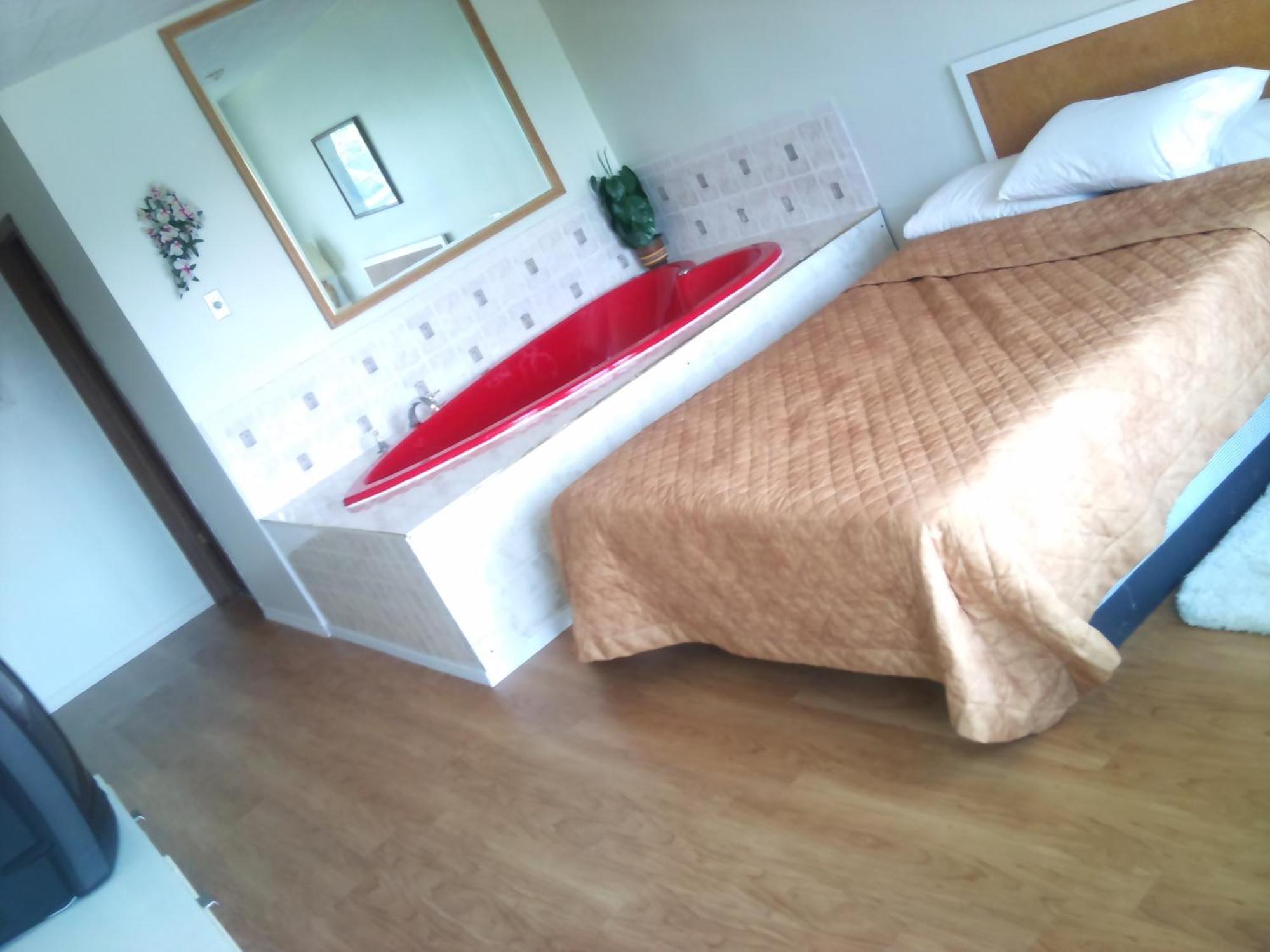Rainbow Motor Inn - Fallsview Ниагарски водопад Екстериор снимка